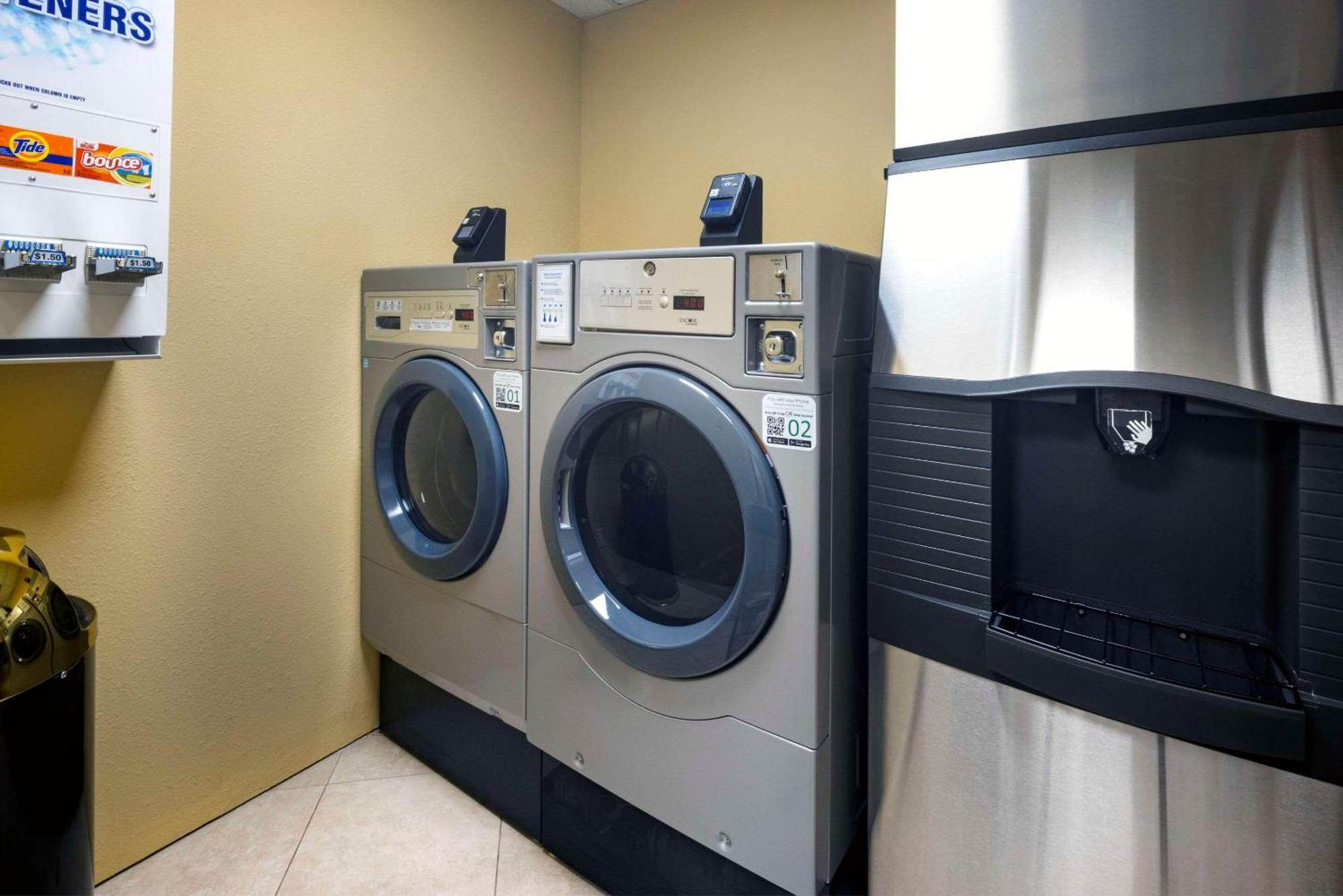 Comfort Inn & Suites Dahlonega University Area מראה חיצוני תמונה