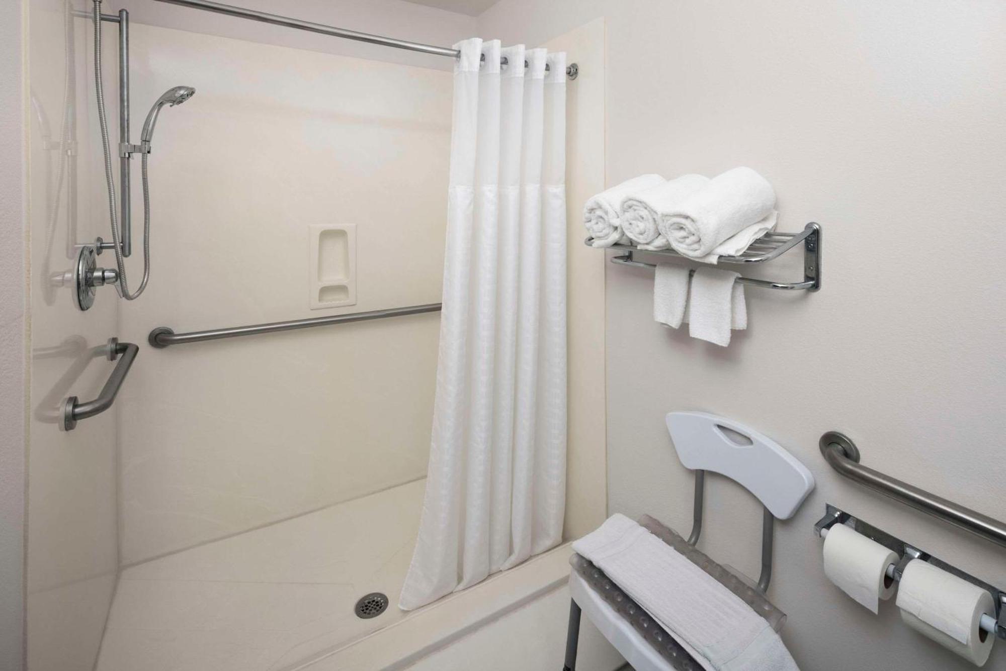 Comfort Inn & Suites Dahlonega University Area מראה חיצוני תמונה