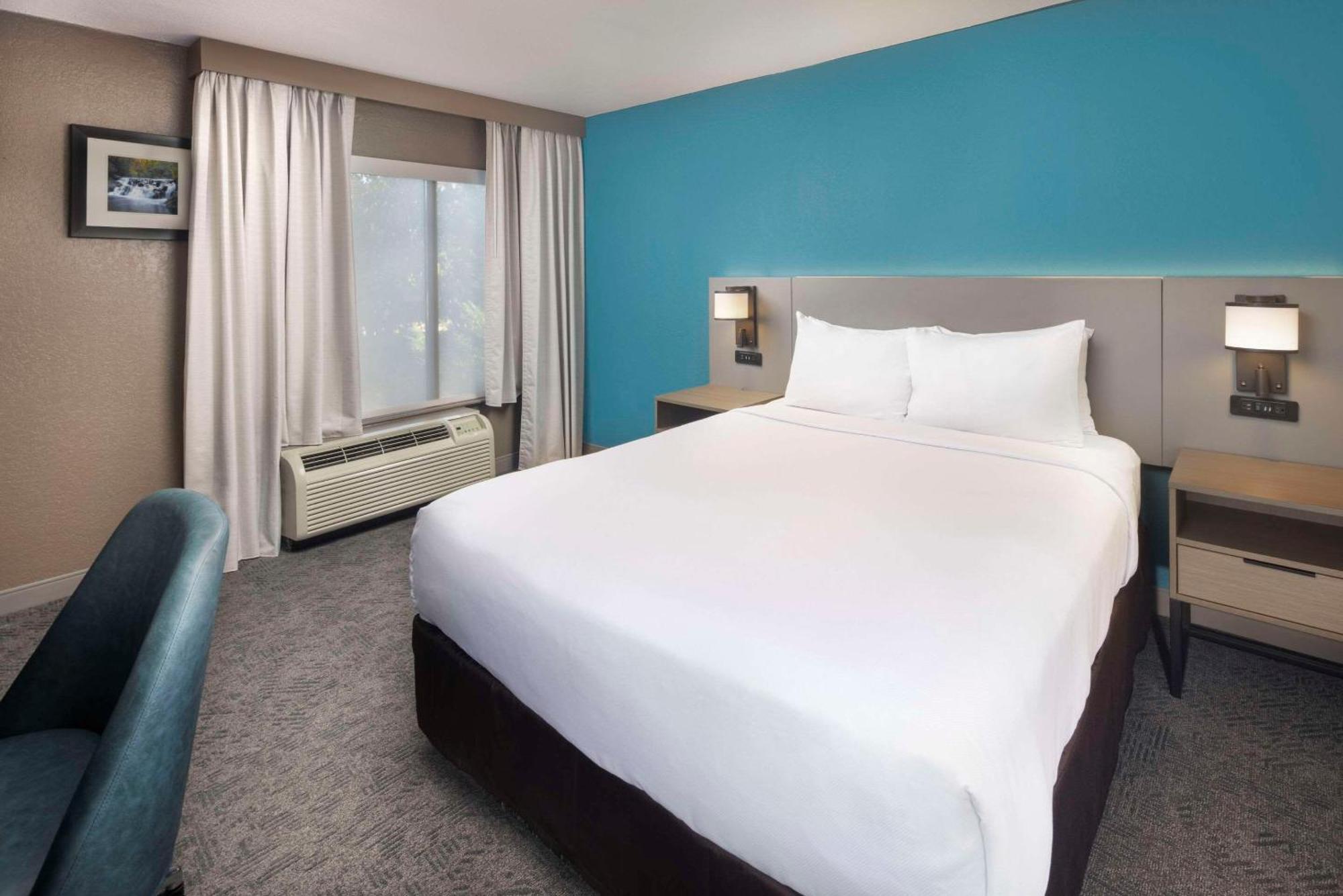 Comfort Inn & Suites Dahlonega University Area מראה חיצוני תמונה