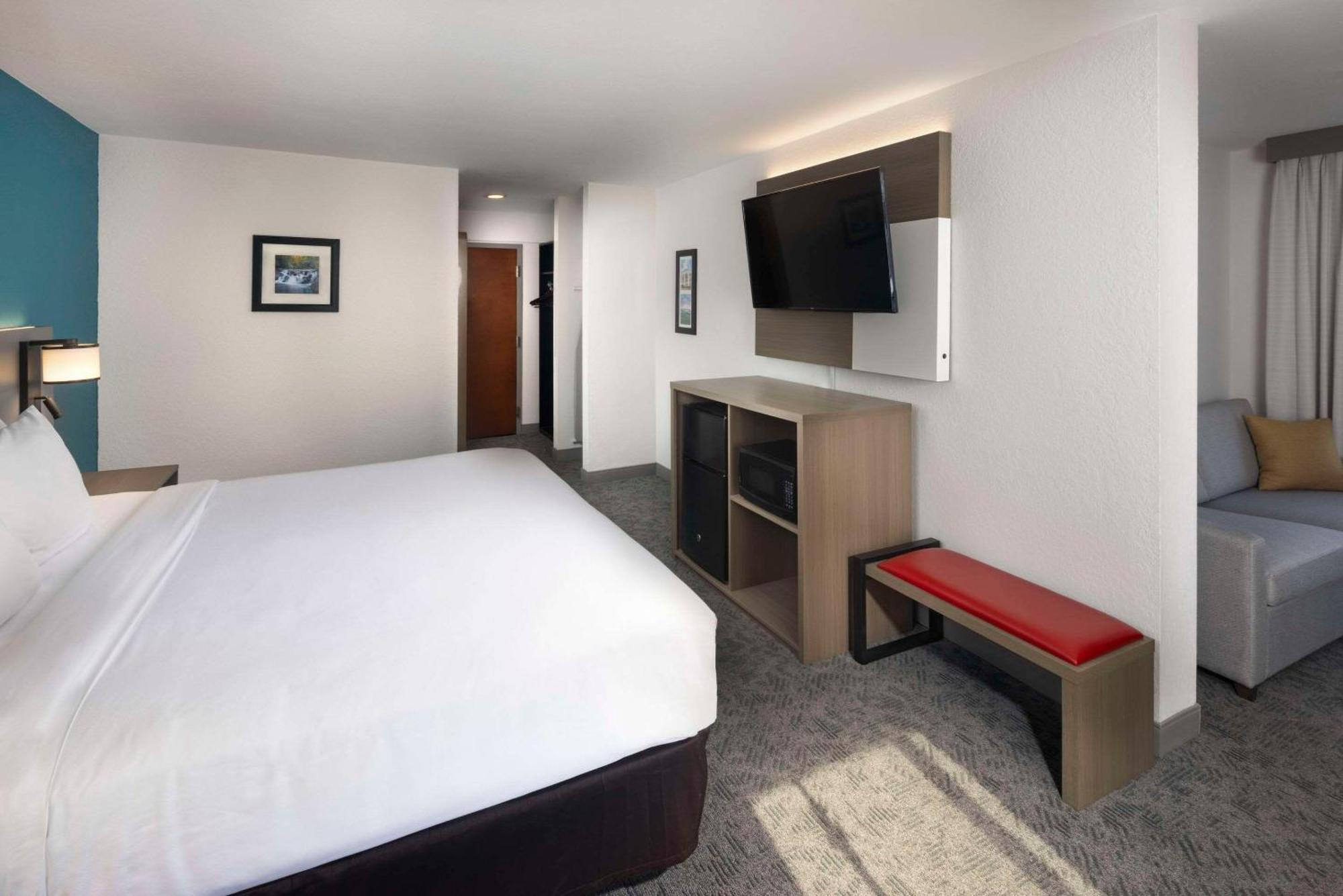 Comfort Inn & Suites Dahlonega University Area מראה חיצוני תמונה