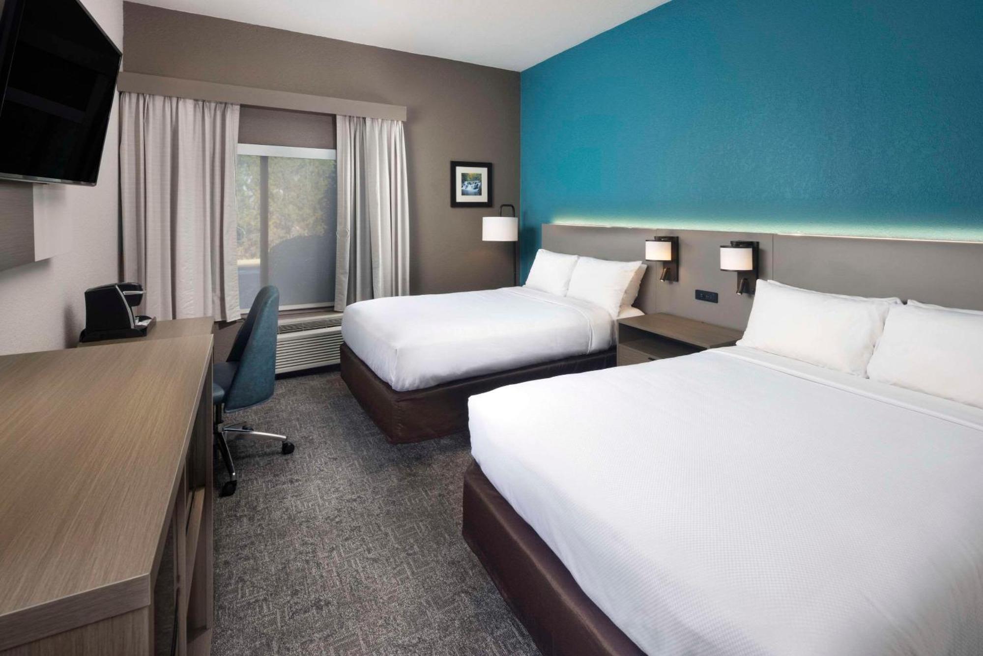 Comfort Inn & Suites Dahlonega University Area מראה חיצוני תמונה