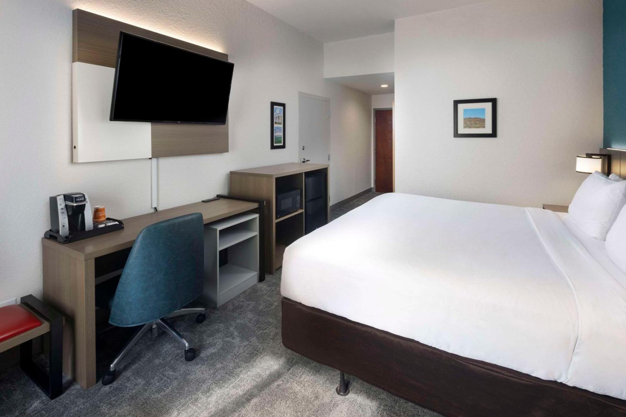 Comfort Inn & Suites Dahlonega University Area מראה חיצוני תמונה