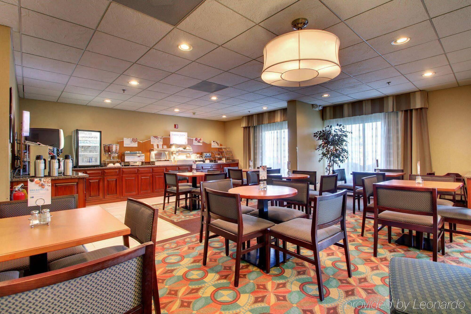 Comfort Inn & Suites Dahlonega University Area מראה חיצוני תמונה